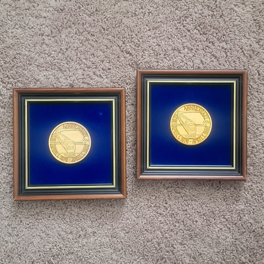 VINTAGE, 1986 Conrail Railroad 10th Anniversary Commemorative Token Plaque